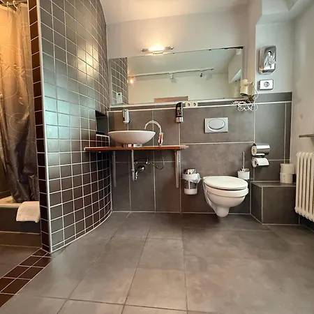 Hafner Hotel Apartment & Restaurant Bar Stuttgart 호텔 3*